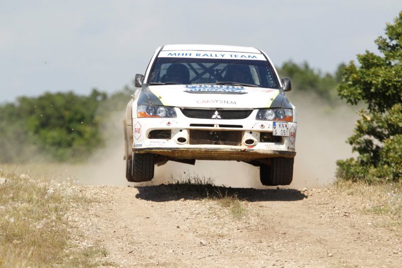 KrozserVeszprem_VES7860 (Large)